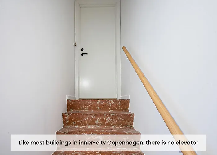 Charm 2 - Great 2-Bdr Apt With Shared Garden And Balcony